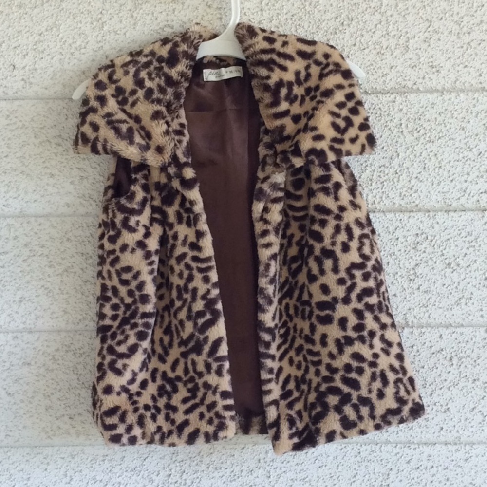 Girls Animal Print Vest Size XS 6-6x